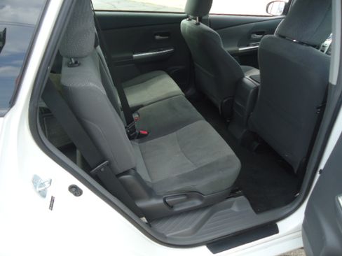 Used 2012 Toyota Prius V Three Wagon 4D FWD image 6
