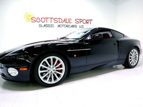 Used 2003 Aston Martin Vanquish image 1