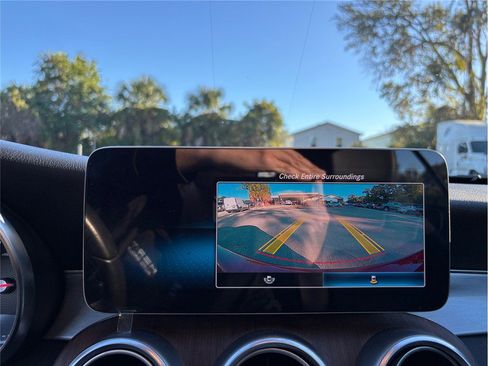 Used 2020 Mercedes-Benz C 300 image 31