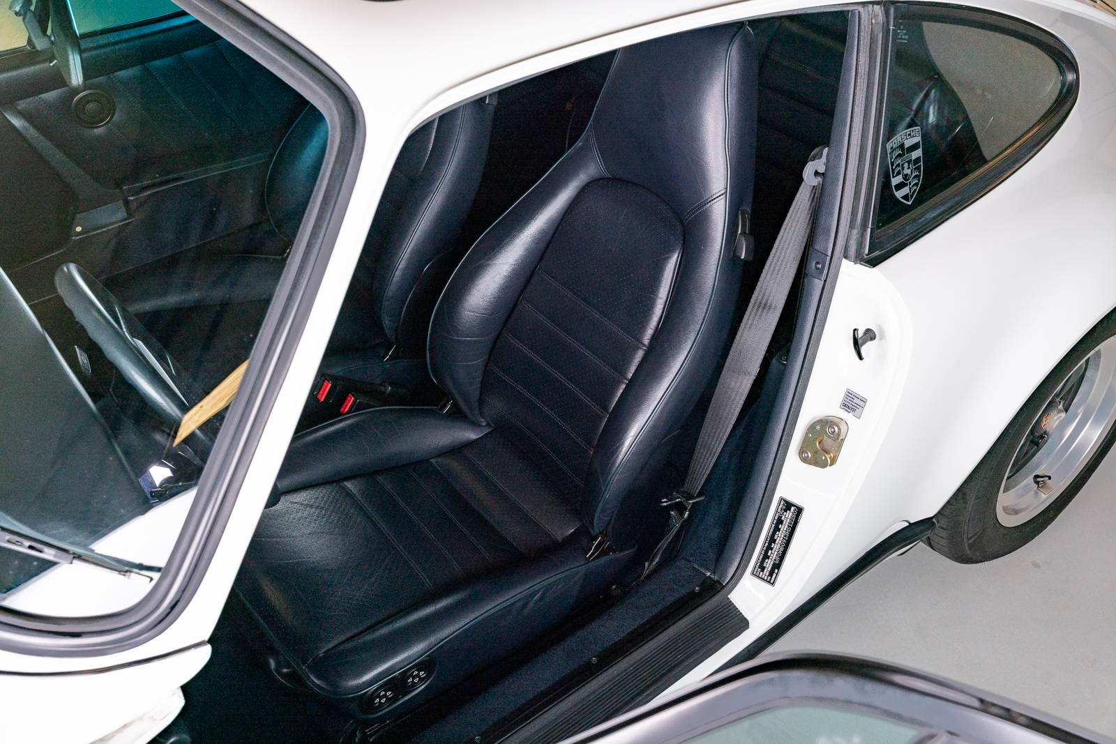 Used 1987 Porsche 911 Carrera Coupe RWD image 60