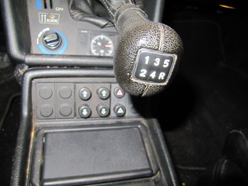 Used 1992 Alfa Romeo Spider Veloce image 12