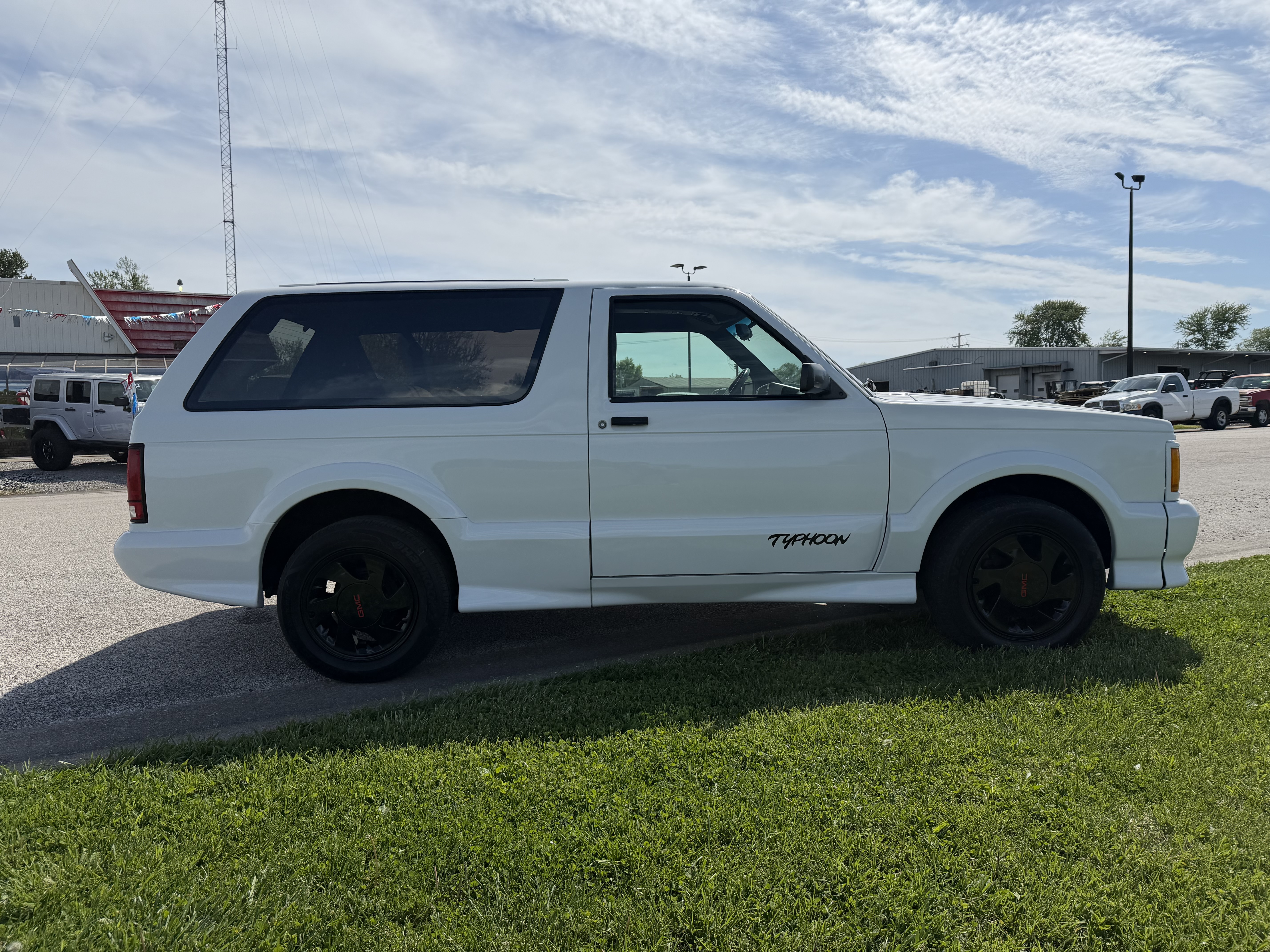 Used 1993 GMC Typhoon UNAVAIL AWD/4WD image 5