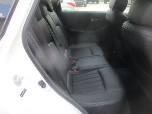 Used 2017 INFINITI QX50 Journey image 17