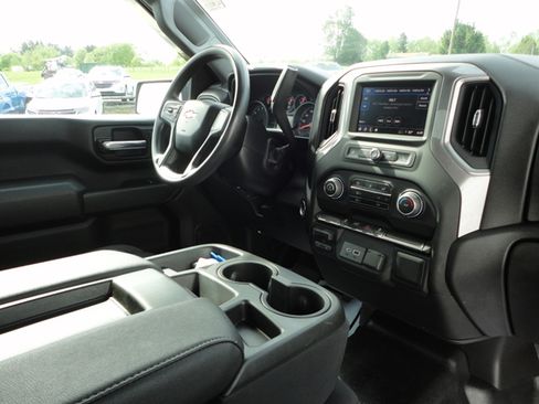 Used 2024 Chevrolet Silverado 2500 W/T image 23