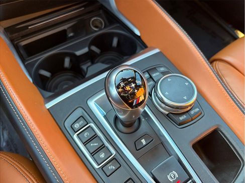 Used 2016 BMW X5 M image 37