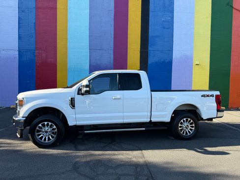 Used 2021 Ford F250 4x4 SuperCab Lariat image 1