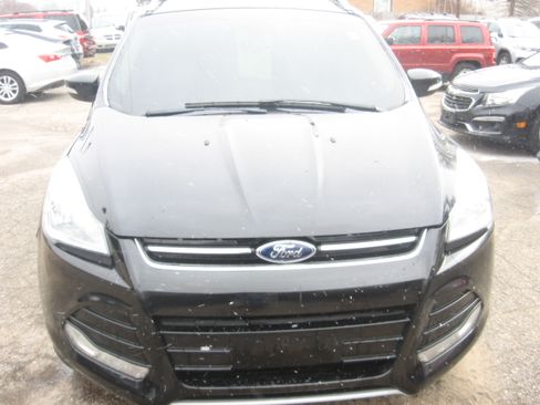 Used 2014 Ford Escape Titanium image 2