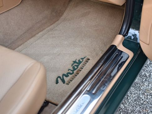 Used 2001 MAZDA MX-5 Miata Special Edition image 35