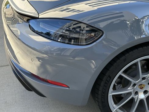 Used 2024 Porsche 718 Cayman GTS image 33