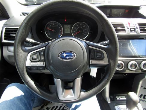 Used 2018 Subaru Forester 2.5i Premium image 20