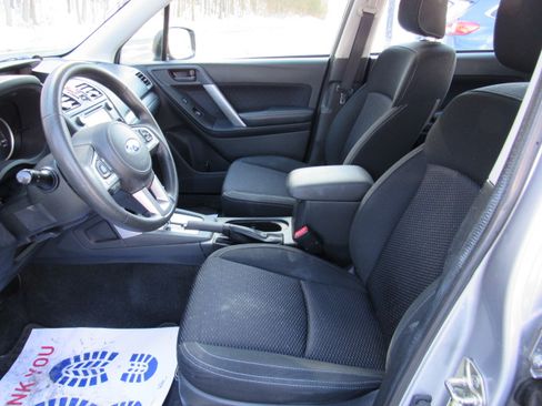 Used 2018 Subaru Forester 2.5i Premium image 17