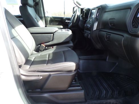 Used 2024 Chevrolet Silverado 2500 LT image 13