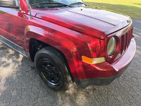 Used 2016 Jeep Patriot Sport image 42