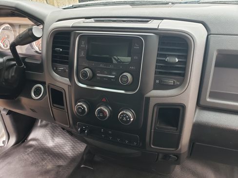 Used 2018 RAM 2500 Tradesman image 13