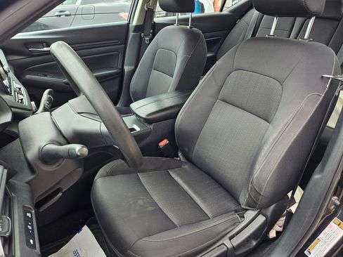 Used 2021 Nissan Altima 2.5 S image 5