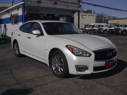 Used 2016 INFINITI Q70 Premium