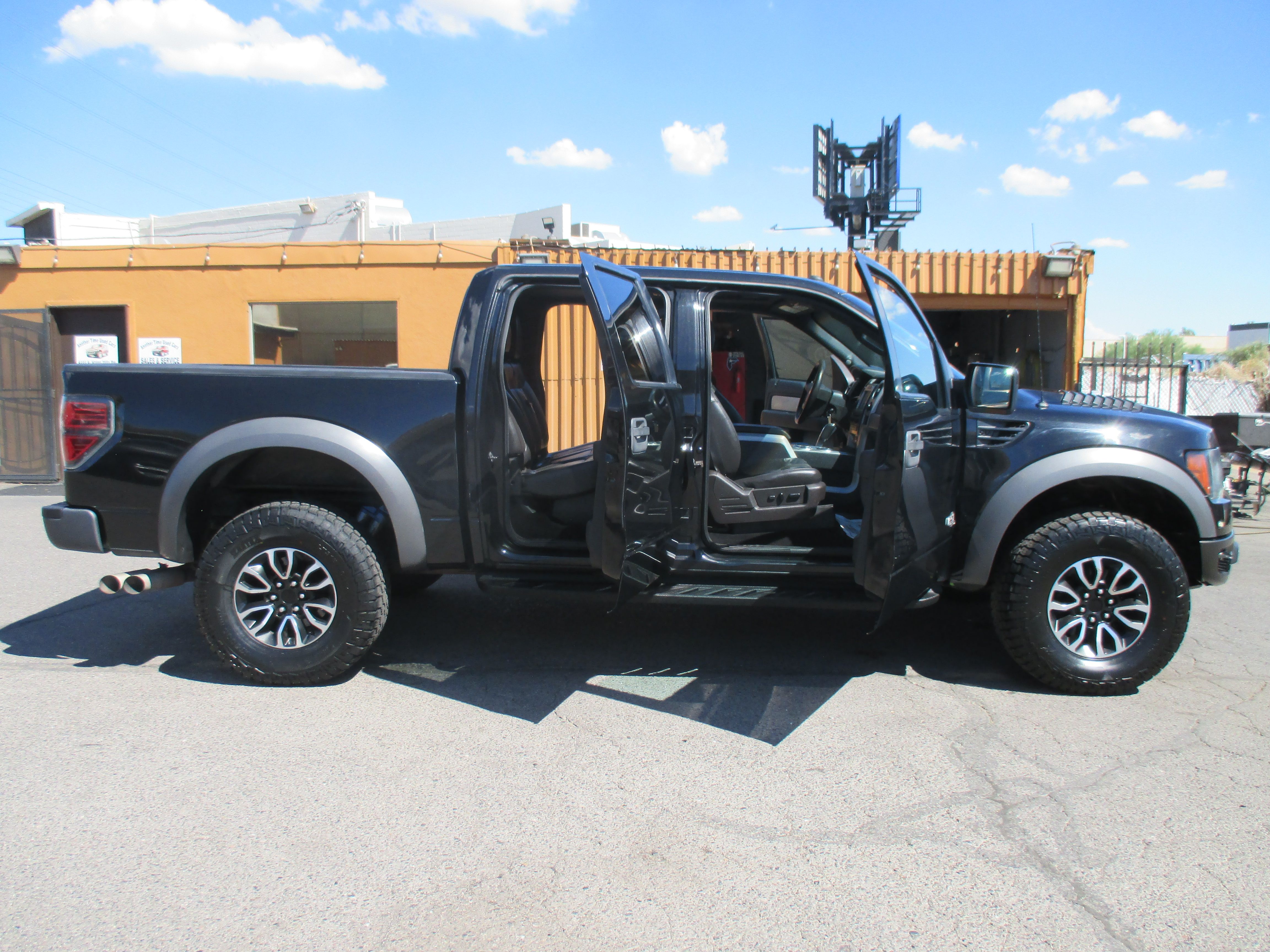 Used 2012 Ford F150 4x4 Crew Cab SVT Raptor image 5