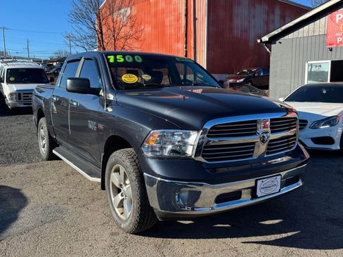 Used 2014 RAM 1500 SLT AWD/4WD image 3