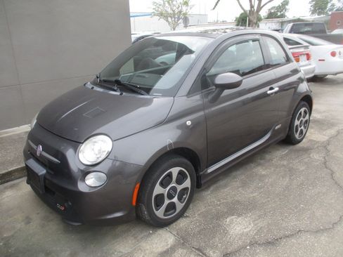 Used 2015 FIAT 500 e image 2