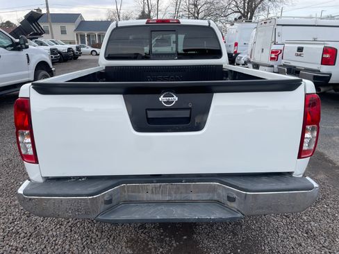 Used 2019 Nissan Frontier image 4