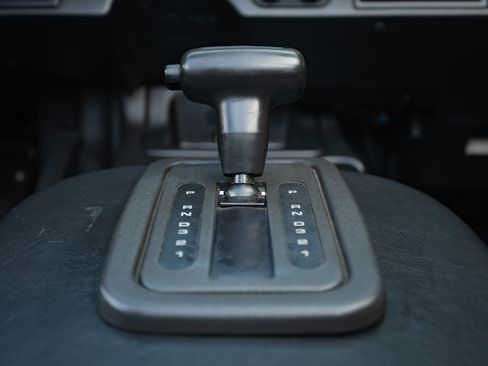 Used 1997 Land Rover Defender 90 image 23