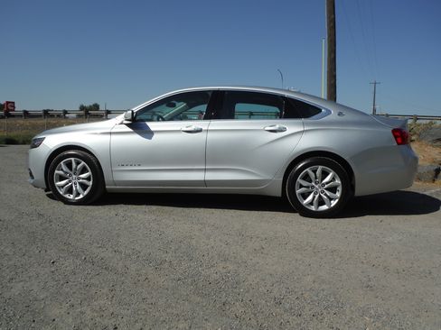 Used 2018 Chevrolet Impala LT image 5