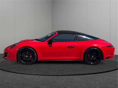 Used 2018 Porsche 911 Targa 4 GTS image 5