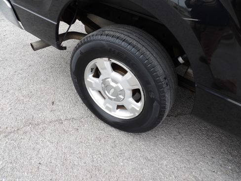 Used 2012 Ford F150 XLT image 17