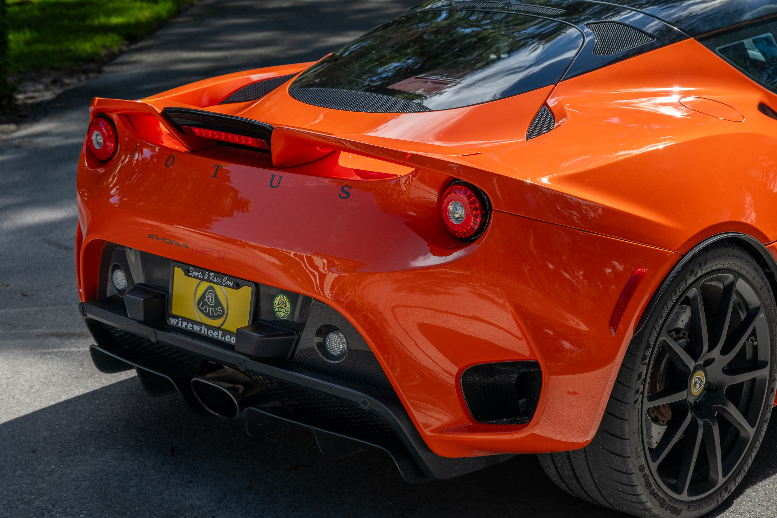 Used 2020 Lotus Evora UNAVAIL RWD image 17