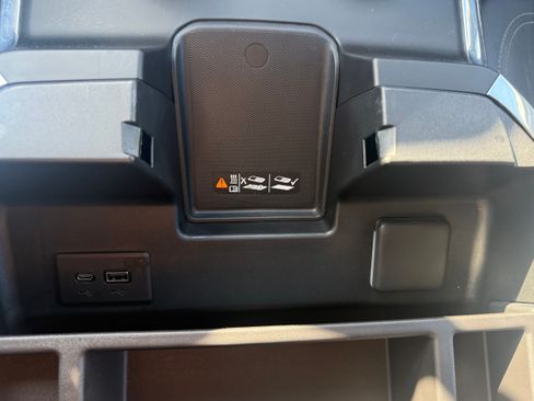 Used 2024 Chevrolet Silverado 2500 LTZ image 30