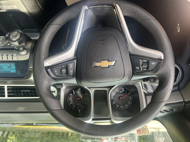 Used 2015 Chevrolet Camaro LS Coupe RWD image 11