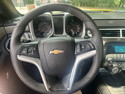 Used 2015 Chevrolet Camaro LS Coupe RWD image 11