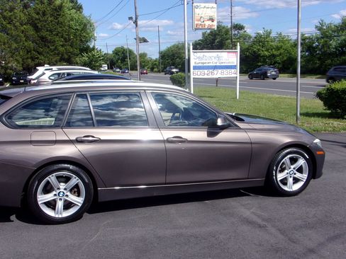Used 2014 BMW 328i xDrive Wagon AWD/4WD image 6