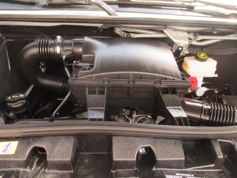 Used 2022 Mercedes-Benz Sprinter 4x4 2500 144 Cargo image 48