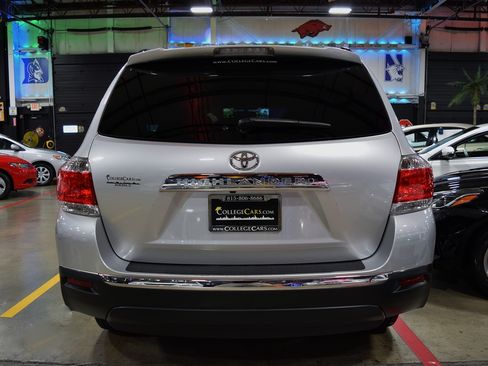 Used 2013 Toyota Highlander Limited FWD image 9
