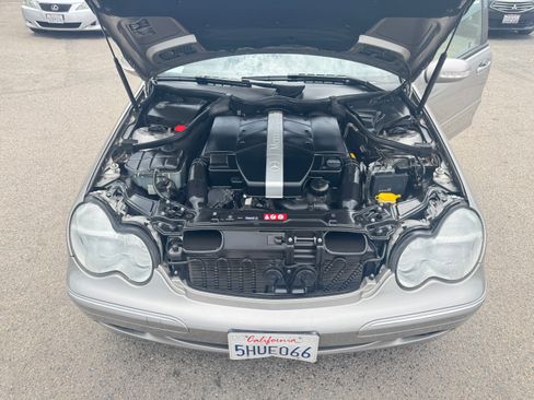 Used 2004 Mercedes-Benz C 240 Sedan image 23