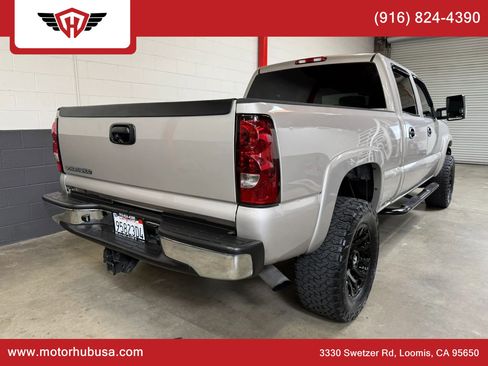 Used 2006 Chevrolet Silverado 2500 LT image 7