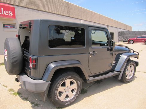 Used 2007 Jeep Wrangler Sahara image 9