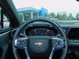 Used 2022 Chevrolet Blazer LT image 2