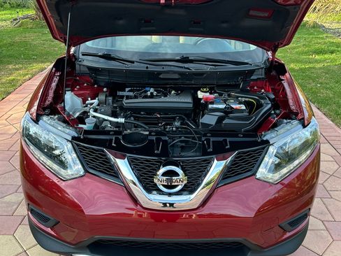 Used 2016 Nissan Rogue SV image 12
