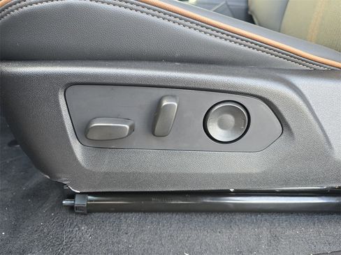 New 2026 GMC Canyon AT4 image 14