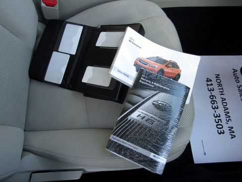 Used 2013 Subaru XV Crosstrek 2.0i Premium image 16