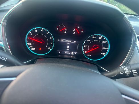 Used 2019 Chevrolet Equinox LS image 41