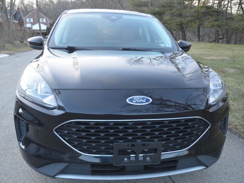 Used 2021 Ford Escape SE image 7