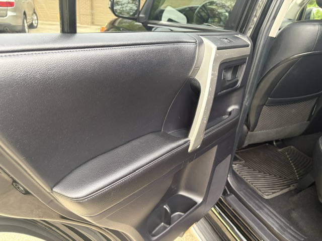 Used 2013 Toyota 4Runner 4WD image 13