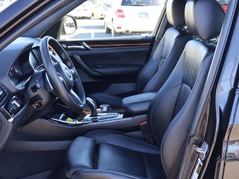 Used 2017 BMW X3 xDrive28i image 13