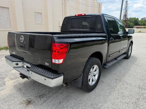 Used 2012 Nissan Titan 2WD Crew Cab image 5