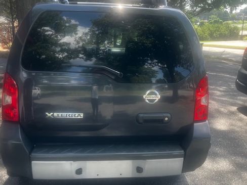 Used 2010 Nissan Xterra 2WD S image 5
