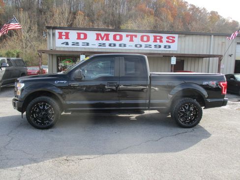 Used 2017 Ford F150 STX image 1