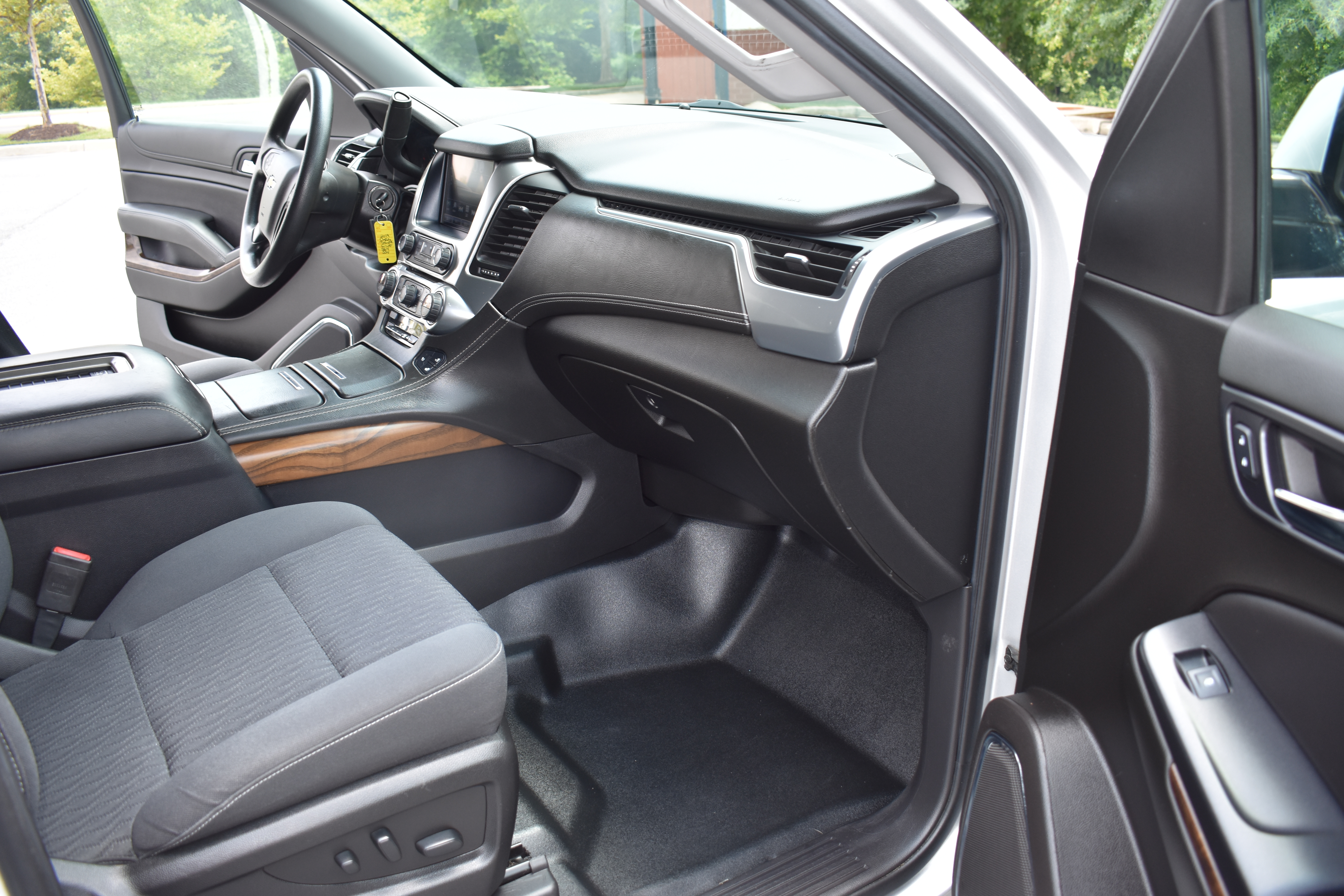 Used 2019 Chevrolet Tahoe 4WD image 26
